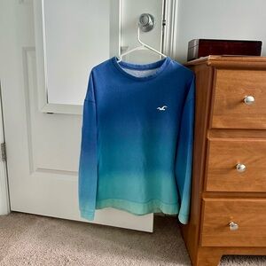 XS Hollister crewneck